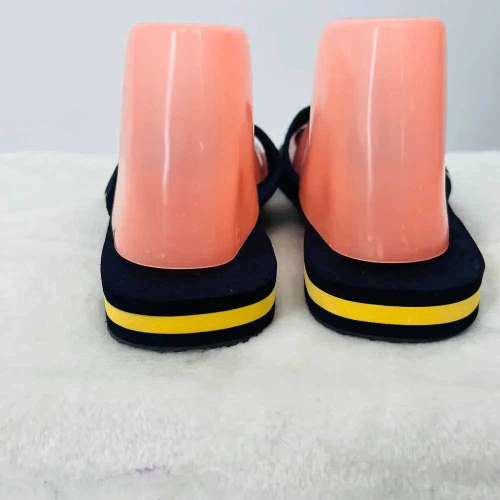 L.L. BEAN Women's Navy & Yellow Sailboat Flip Flop Sandals 9  Nautical Coastal